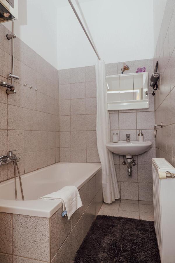 Ruhiges Terrassen Apartment Viyana Dış mekan fotoğraf